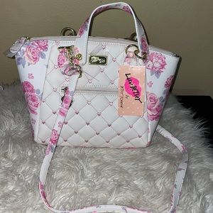 ‼️SOLD‼️Betsey Johnson Crossbody purse